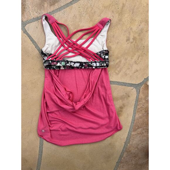 Lululemon 6 Wild Tank So Fly Butterfly Bon Bon Hot Pink Green Floral EUC! - Picture 2 of 3